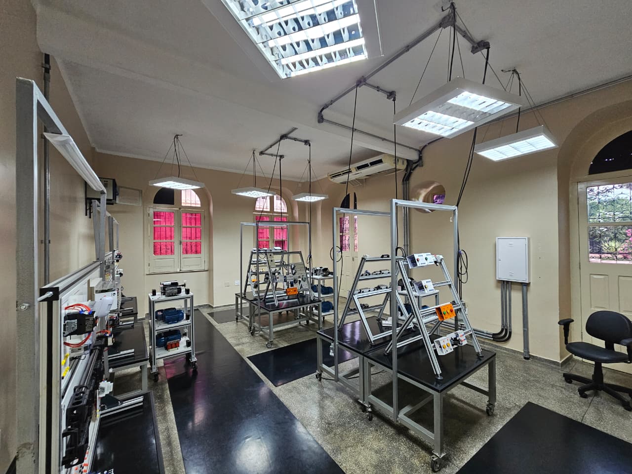 Laboratório de automação do IBC